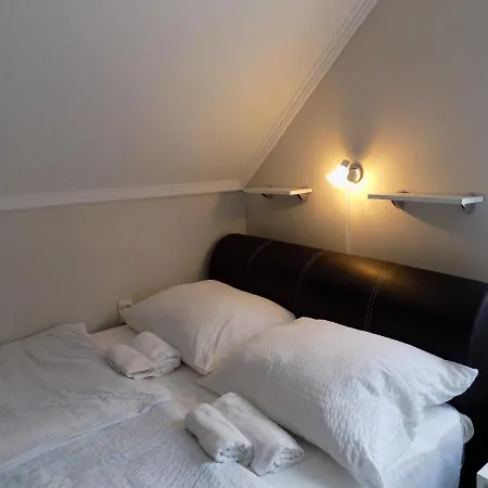 Lägenhet Charlie Vendeghaz,emelet 8 Fos,100m2-es Siófok