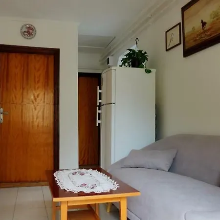 Charlie Vendeghaz,emelet 8 Fos,100m2-es Siófok