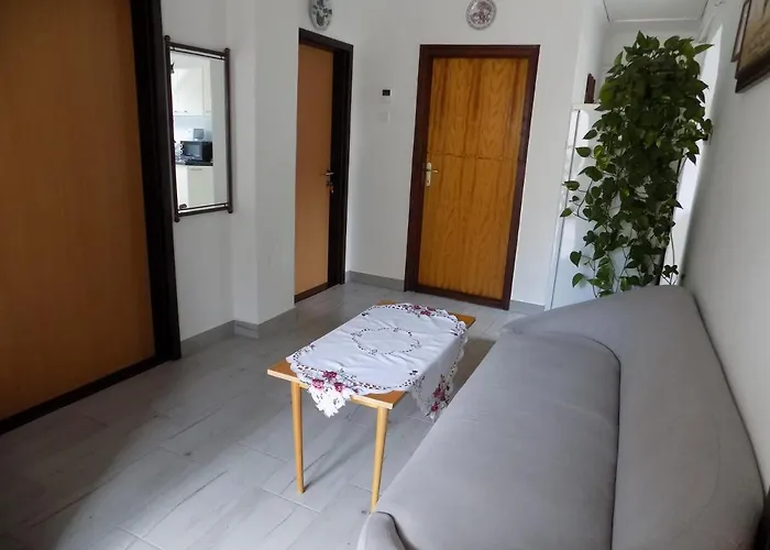 Charlie Vendégház,emelet 8 Fős,100m2-es *