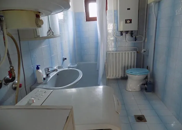 Charlie Vendégház,emelet 8 Fős,100m2-es *