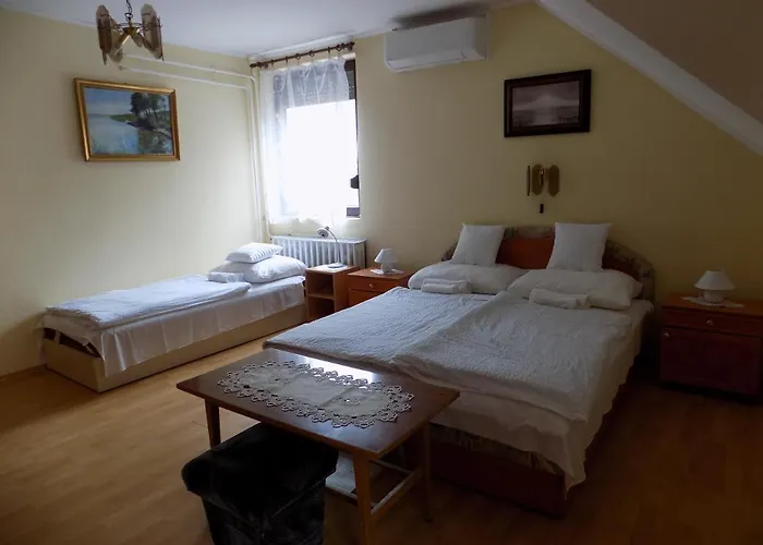 Charlie Vendégház,emelet 8 Fős,100m2-es Apartamento Siófok