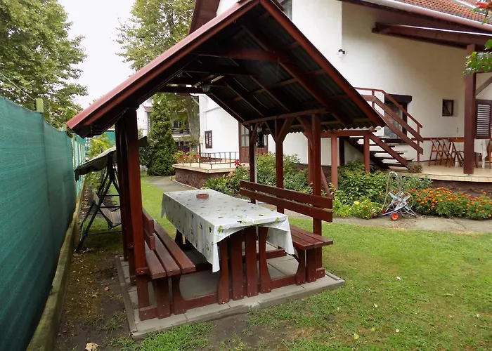 Charlie Vendégház,emelet 8 Fős,100m2-es *