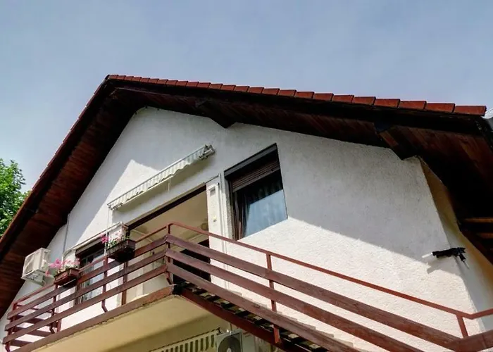 Charlie Vendégház,emelet 8 Fős,100m2-es * Siófok